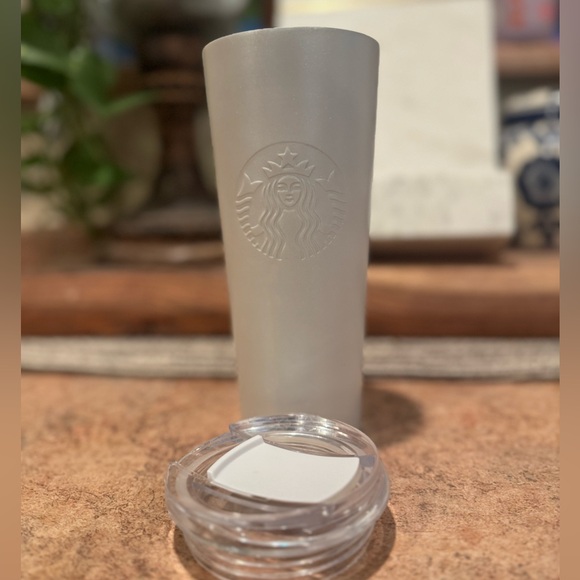 Starbucks Shimmer White Tumbler with Slide Lid - Picture 1 of 3